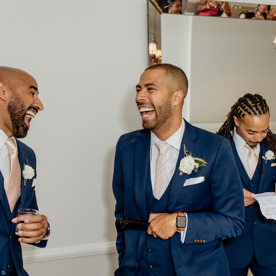 Laughs and emotions before the wedding ceremony