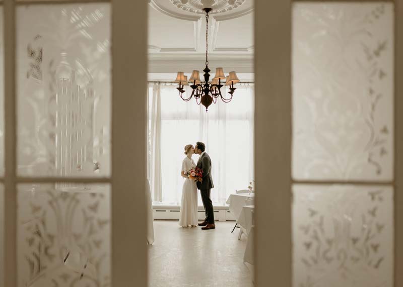 A couple kissing in an Intimate Brooklyn Wedding Venue